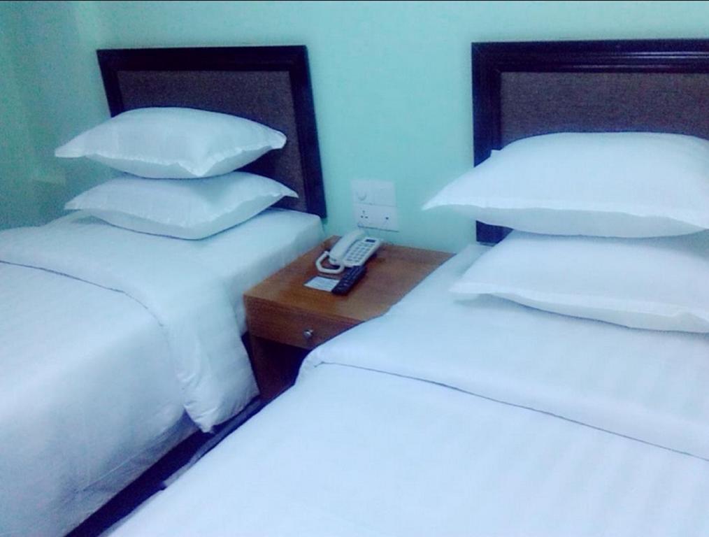 Hotel Bo Bo Min Yangon Bagian luar foto